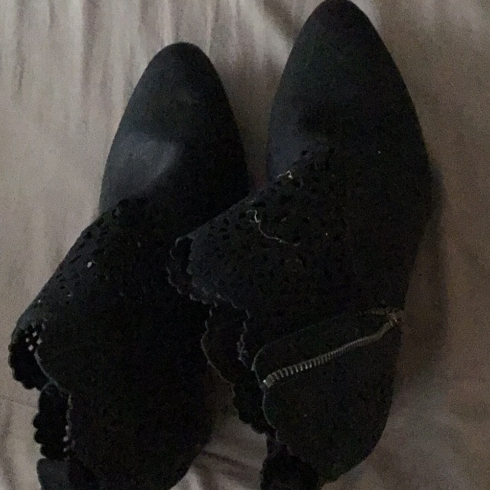 Elegant Black Women's Shoes